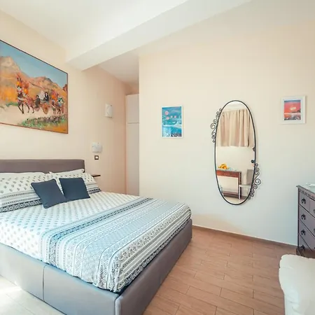 Bed and breakfast Elegant R&b Floridia *