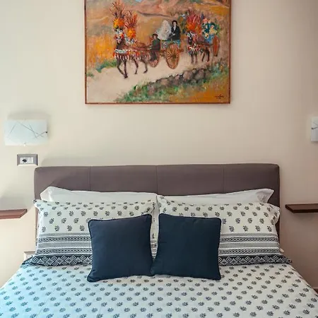 Bed and breakfast Elegant R&b Floridia Taormina