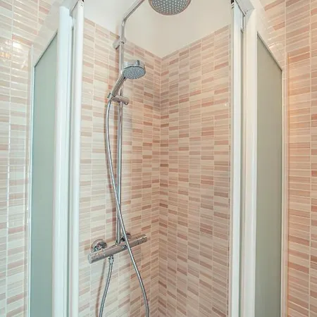 Bed and breakfast Elegant R&b Floridia Taormina