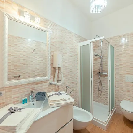 Elegant R&b Floridia Bed and breakfast *